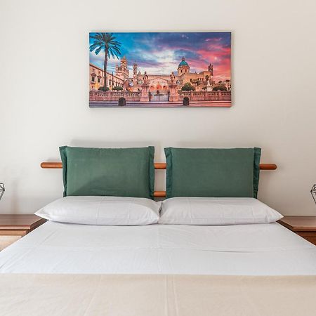 I Mori-Holiday Apartment Palermo Dış mekan fotoğraf