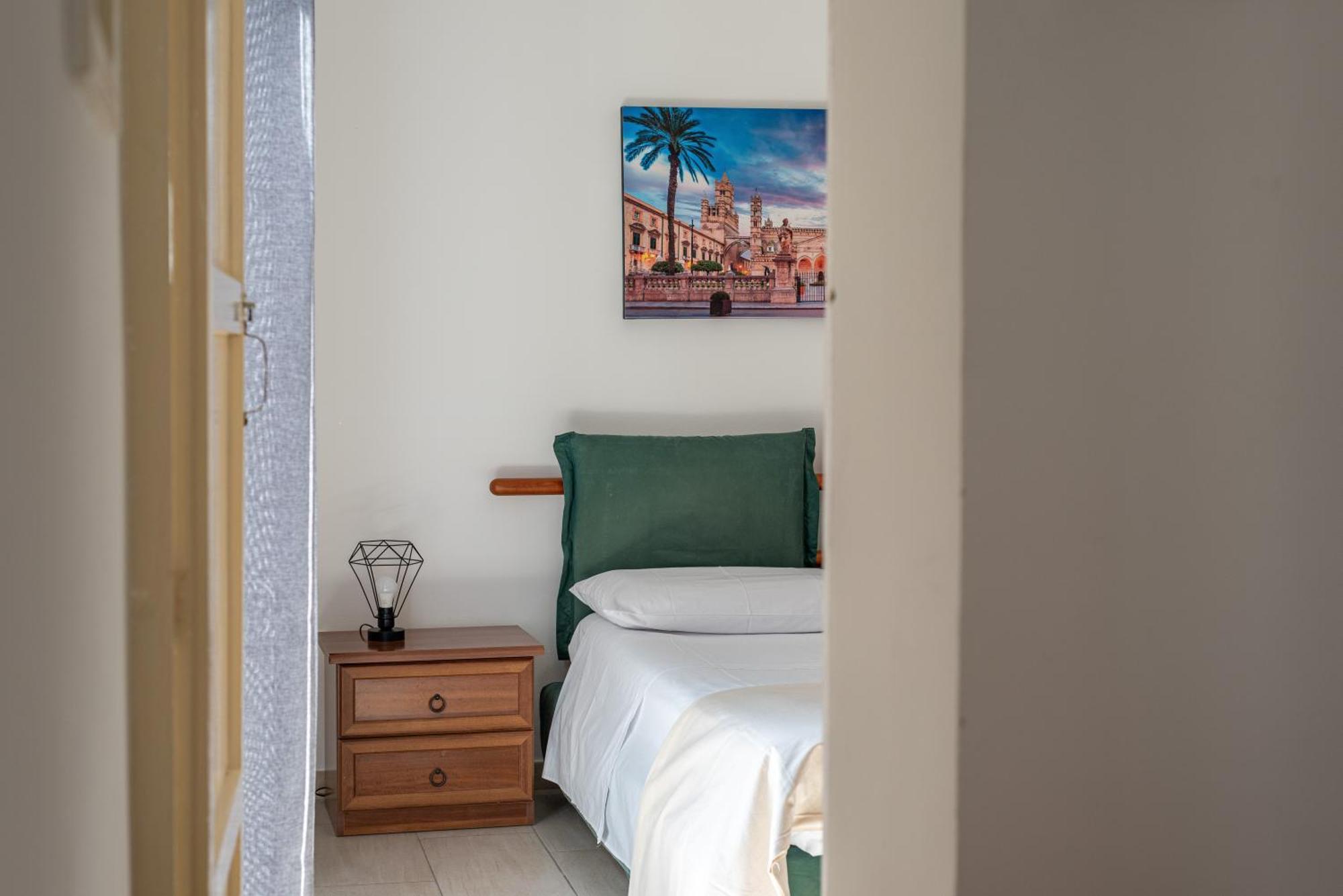 I Mori-Holiday Apartment Palermo Dış mekan fotoğraf